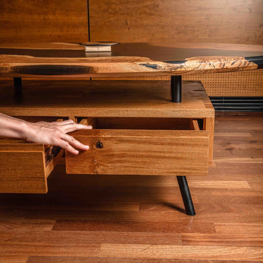 Meisterstück von Lennart Peters – offene Schubladen