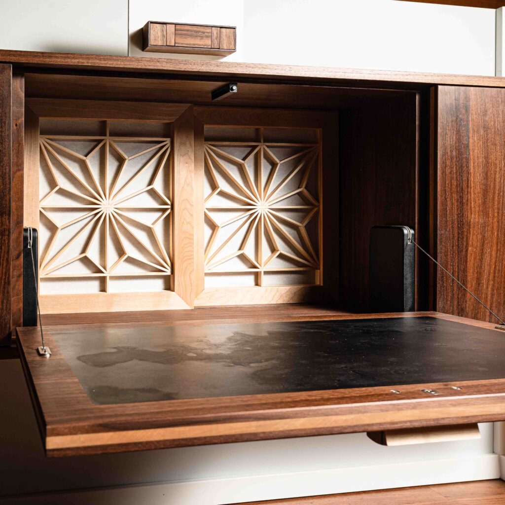 Sideboard MinJa von Simon Olschewski – offenes Fach